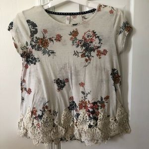 floral top with lace